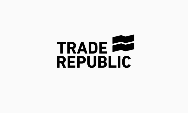 Trade Republic’s Neobroker Evolution: Launching a Cashback Debit Card to Challenge Traditional Banks